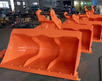 Steel Excavator Tilt Bucket in Red or Yellow Capacity 0.1-5 CBM Custom Opening